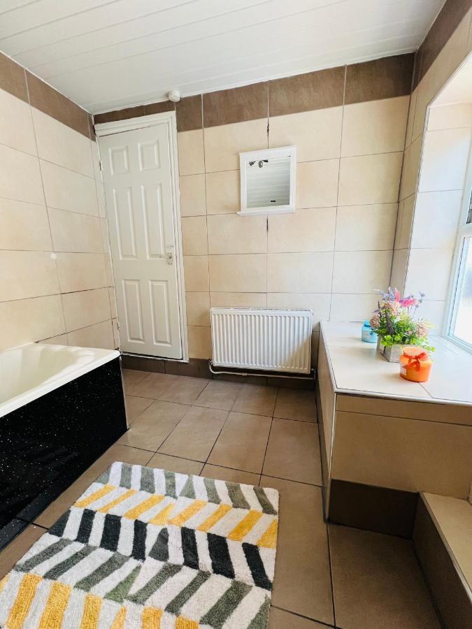 Luxurious Modern House In Anfield! Close To Lfc, Efc, City Centre!!! Liverpool Exterior photo